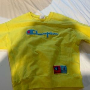 Champion crew neck. Good condition.